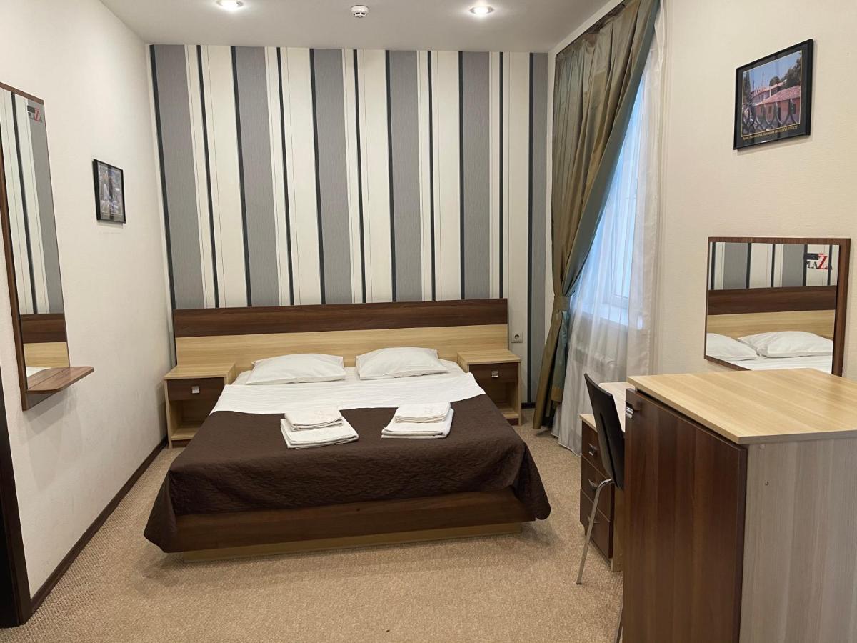 Nyvky Plaza Hotel Kiev Eksteriør billede